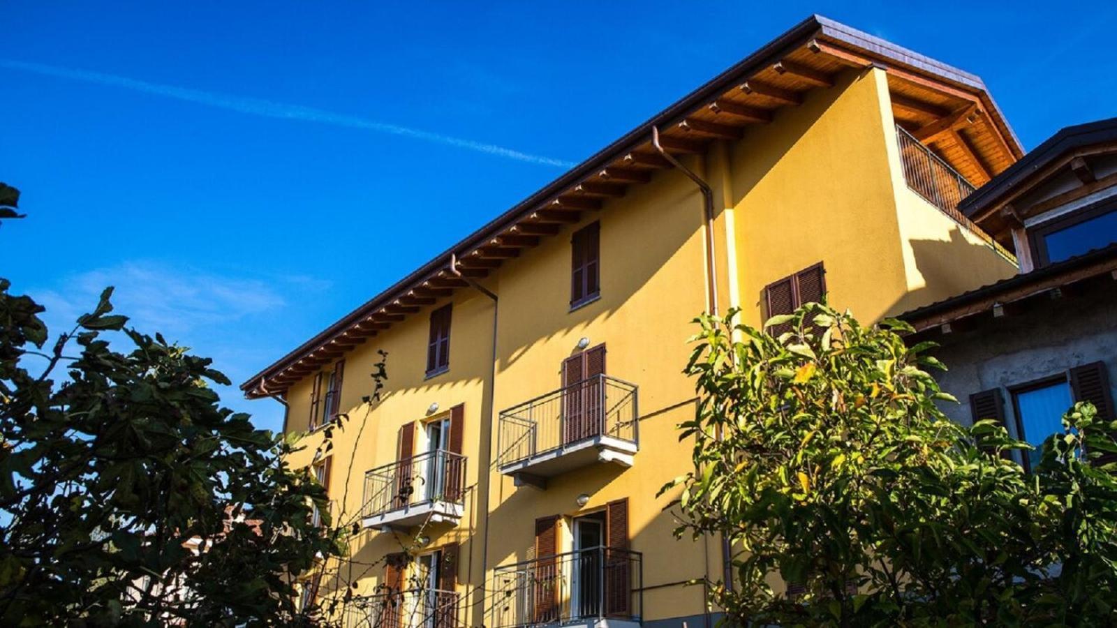 Lilla Apartment Residenza Silvana Verbania Bagian luar foto